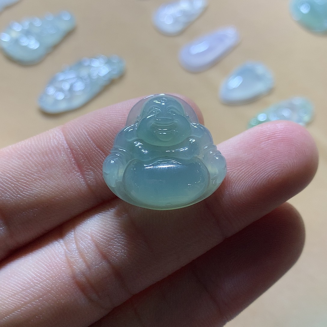 翡翠吊坠(不含链)未镶嵌翡翠吊坠