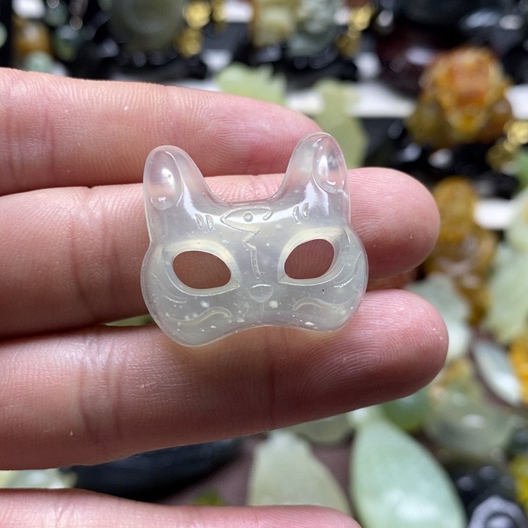 岫玉猫咪面具吊坠未镶嵌