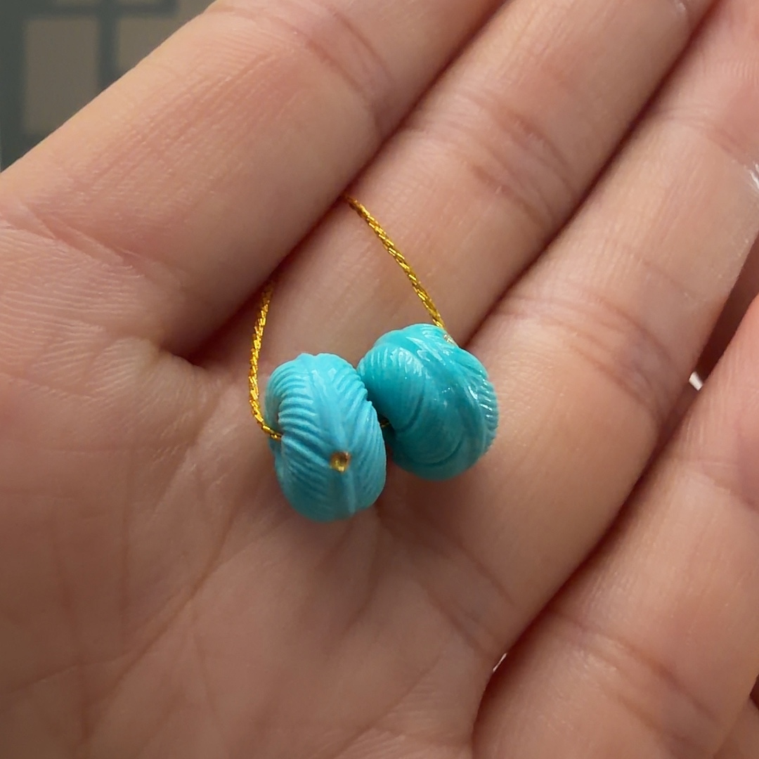 绿松石未镶嵌颈饰