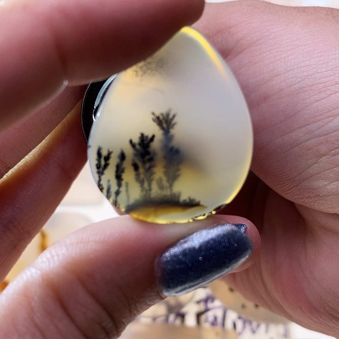 未镶嵌玛瑙/玉髓珠宝奇石