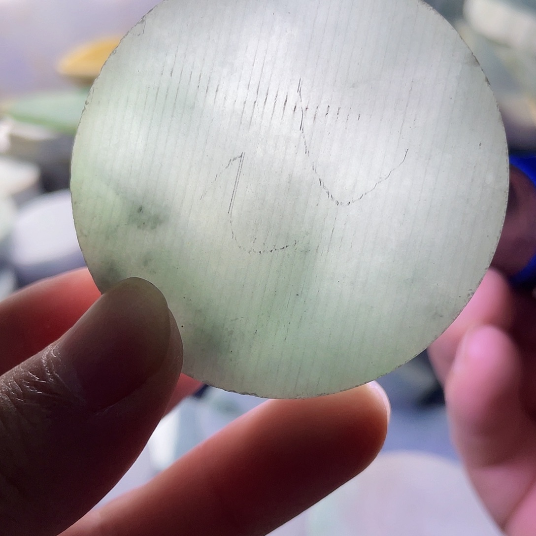 翡翠颈饰未镶嵌毛料96