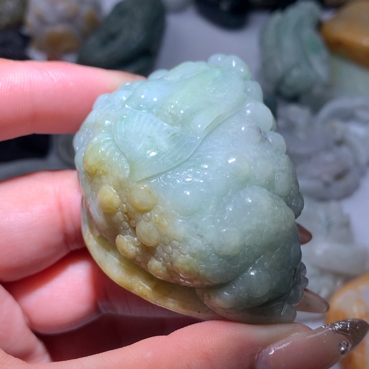 翡翠未镶嵌颈饰保真天然A货翡翠