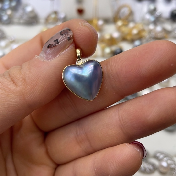 拼合珍珠（马贝珠）吊坠(不含链)18K金镶嵌