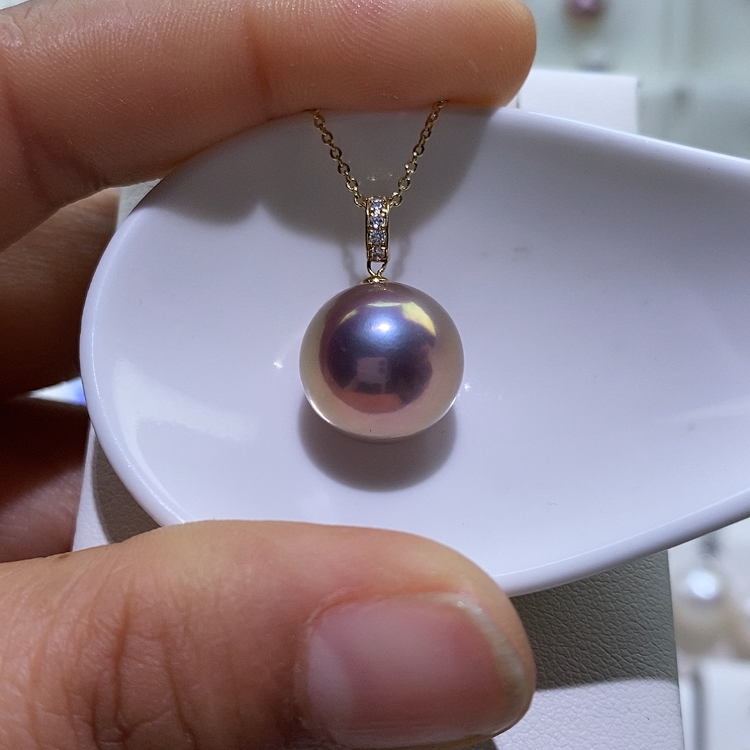 淡水珍珠18K金镶嵌吊坠(赠链)