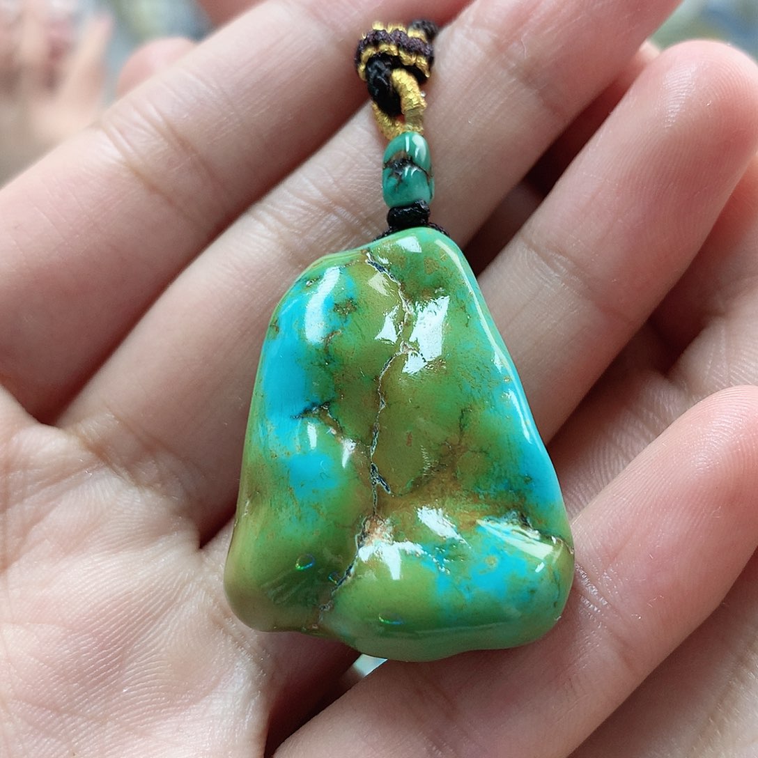 未镶嵌绿松石珠宝奇石