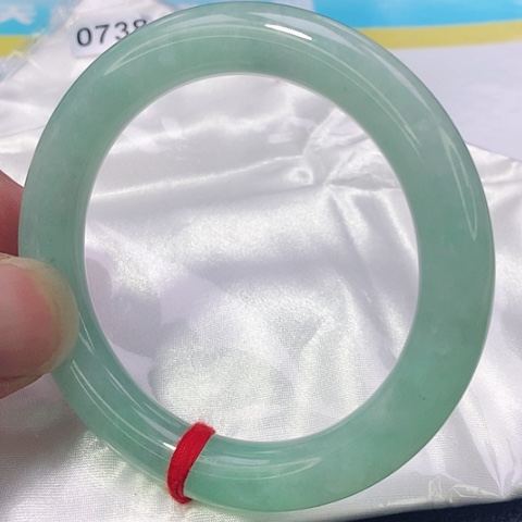 翡翠手镯未镶嵌0738号