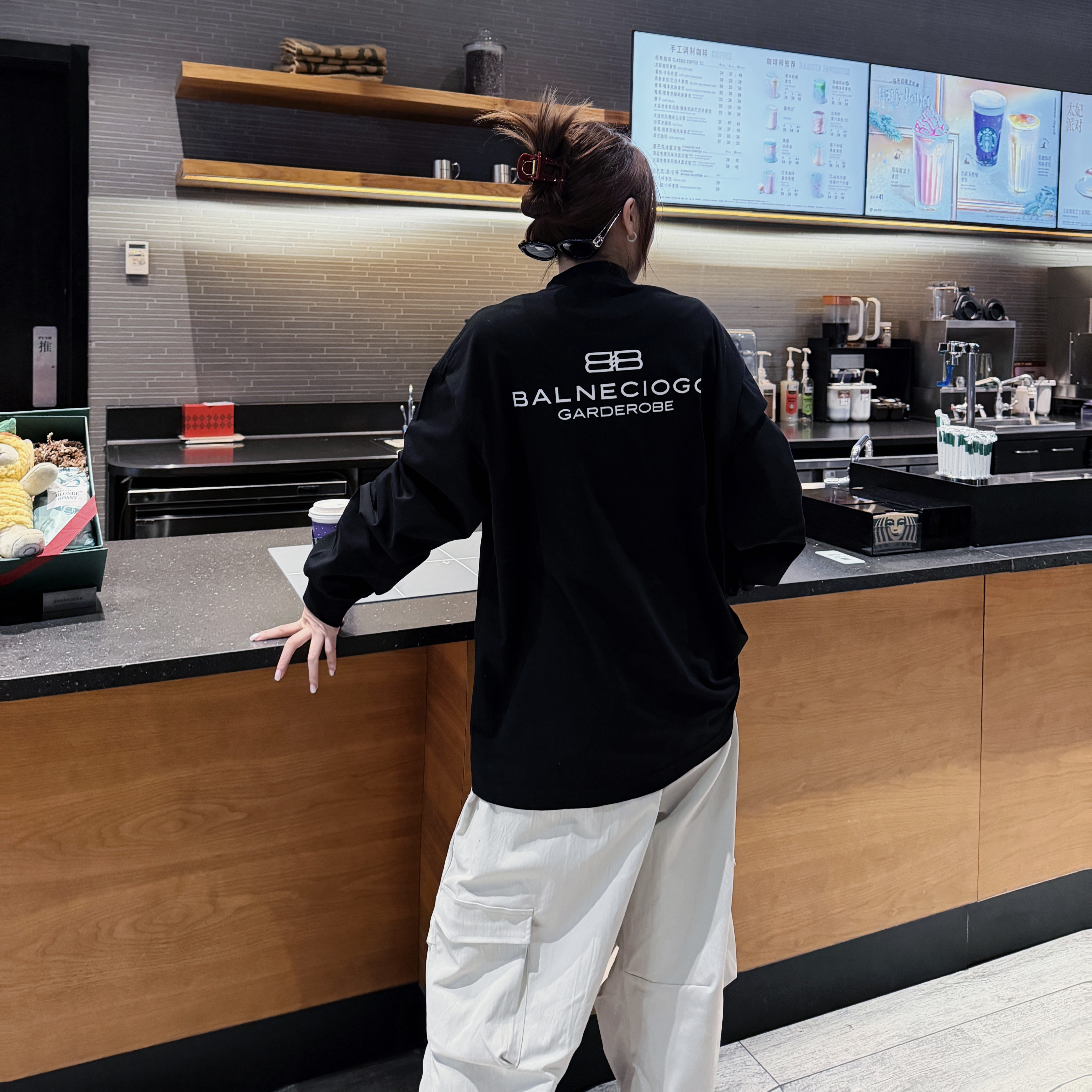 宽松休闲【双B刺绣印花长袖T恤】D28399