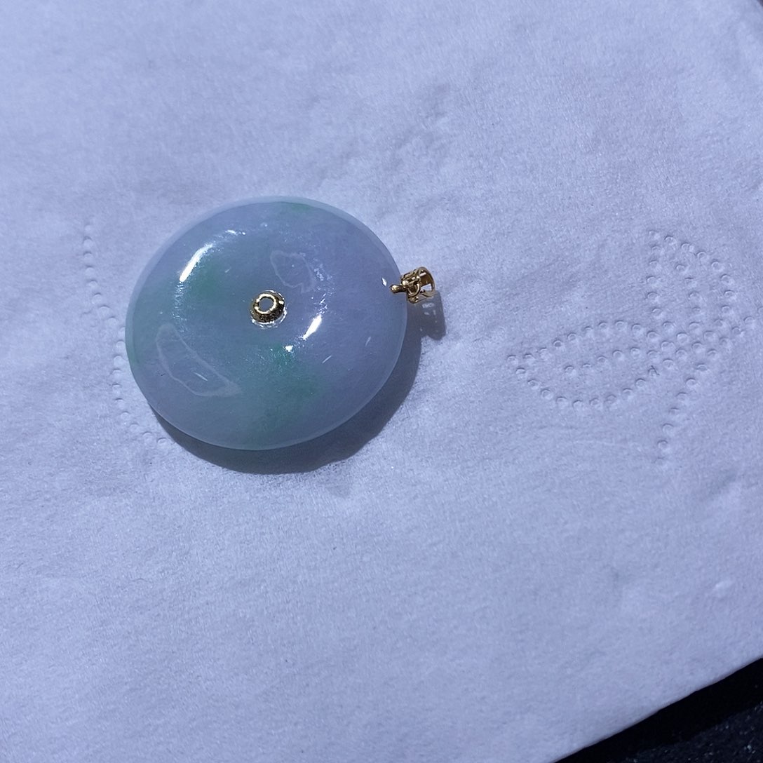 翡翠吊坠(不含链)18K金镶嵌