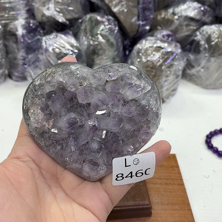 水晶摆件未镶嵌天然紫水晶