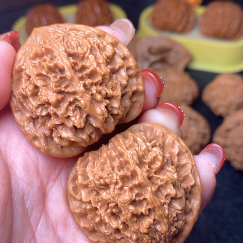 【闪购商品】文玩核桃把件510号满天星41