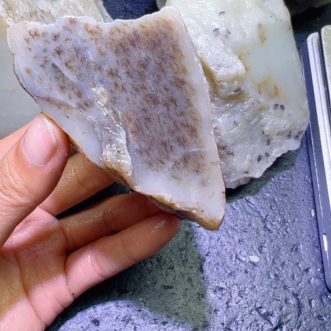 和田玉未镶嵌珠宝半成品