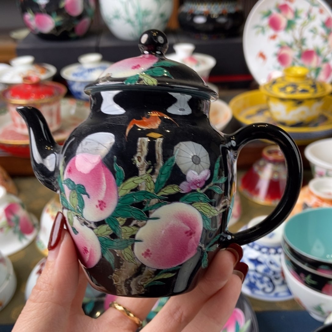 陶瓷艺术家的作品是一种非常