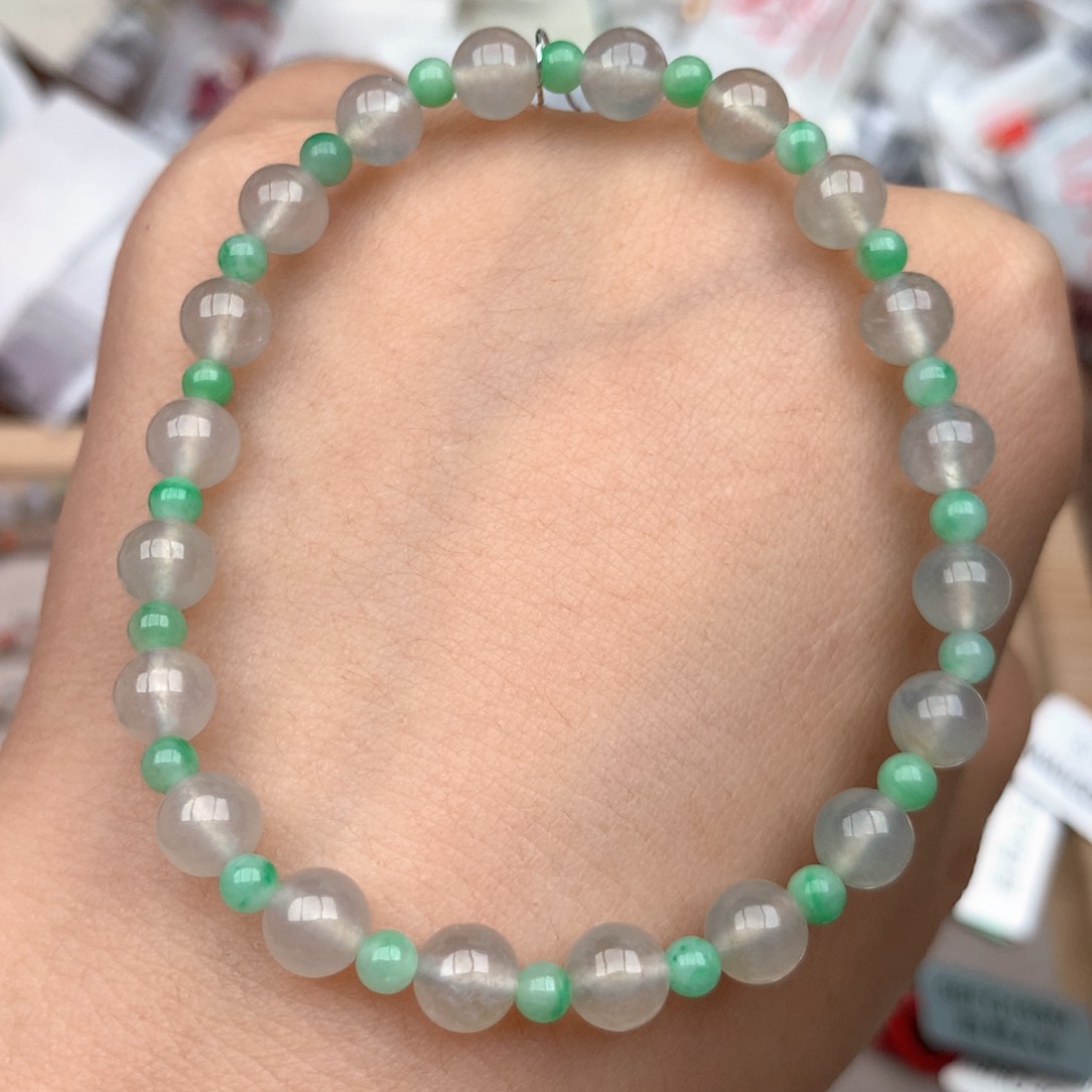 未镶嵌挂件翡翠….