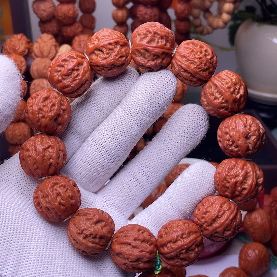 浪***涯文玩核桃吊坠秋子