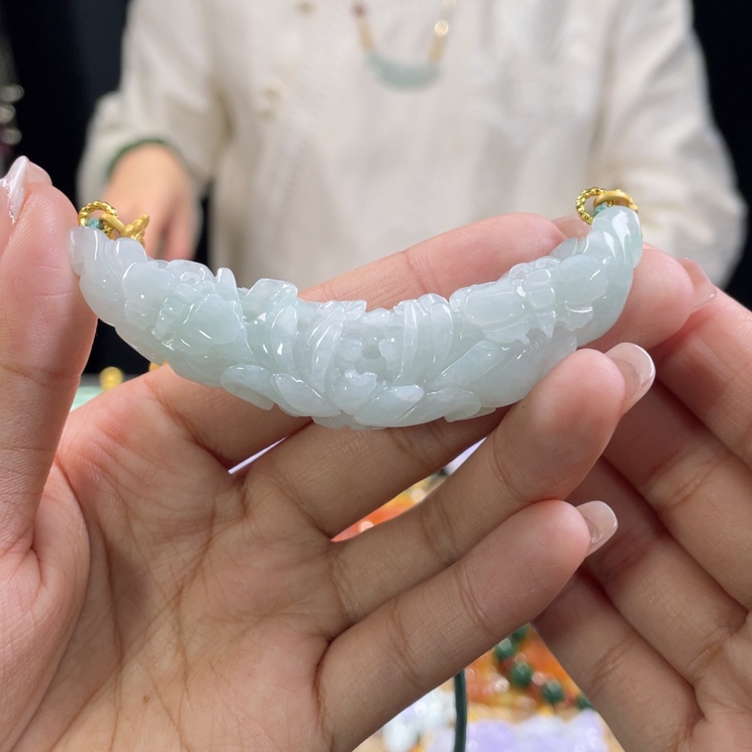 翡翠颈饰未镶嵌代编织