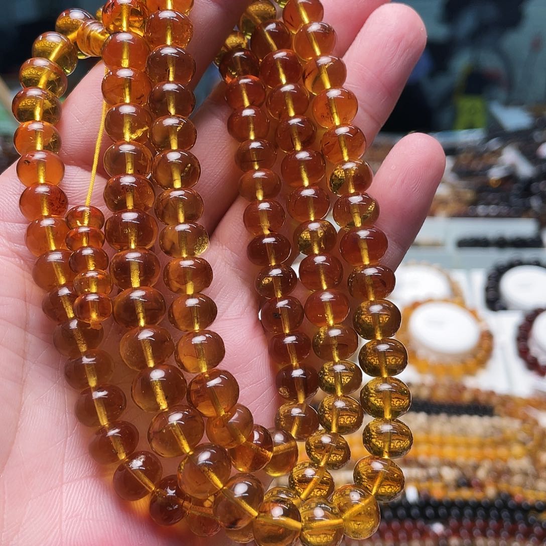 *****未镶嵌琥珀裸石九