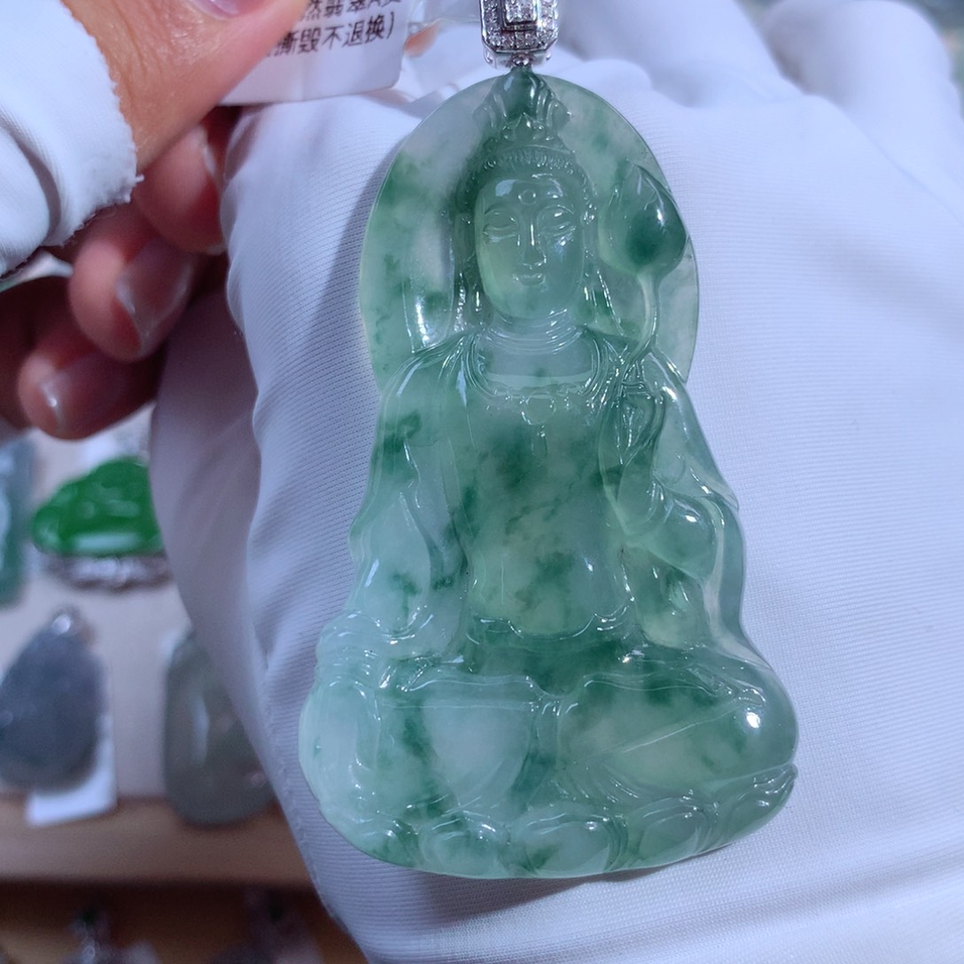 翡翠吊坠(不含链)18K金镶嵌观音