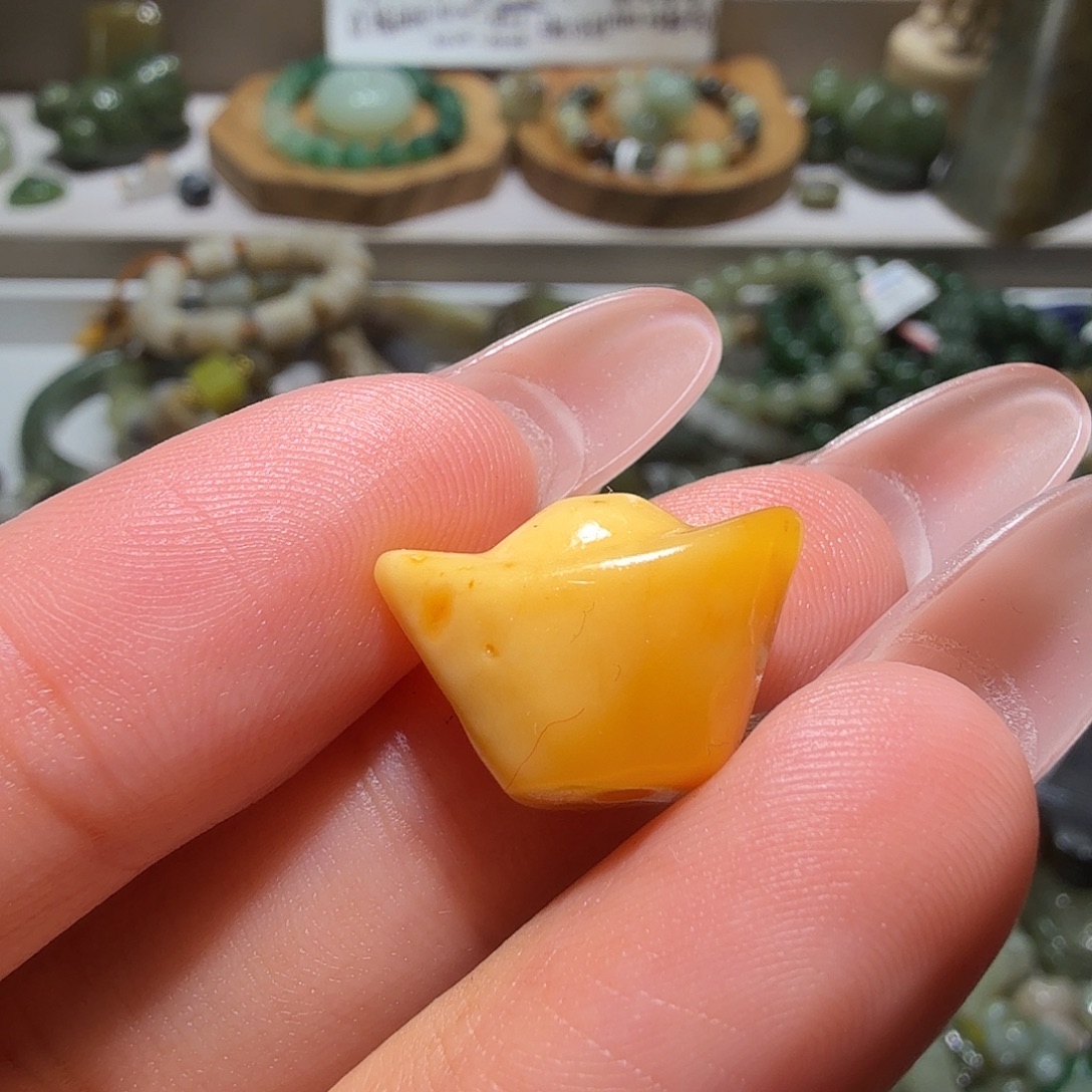 和田玉未镶嵌珠宝奇石