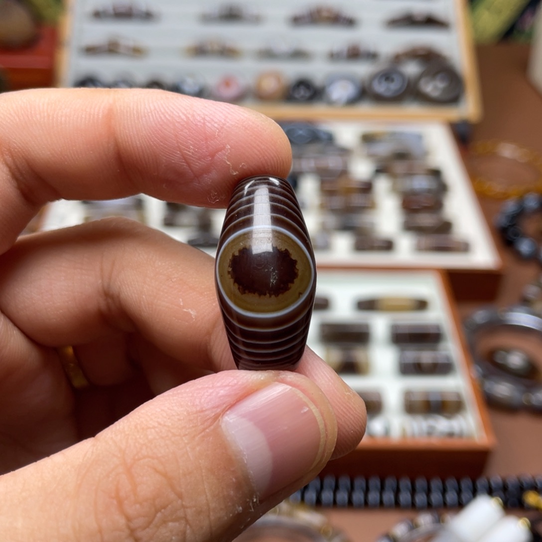 柴***子玛瑙/玉髓未镶嵌配饰