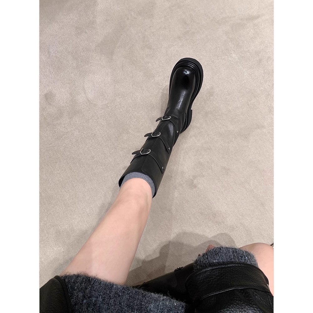 吴宣仪同款~6cm厚底机车中高筒扣子靴女辣妹甜酷圆头新款骑士短靴