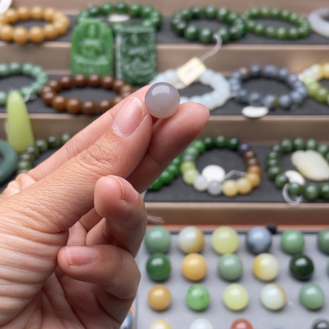 *****和田玉未镶嵌手链