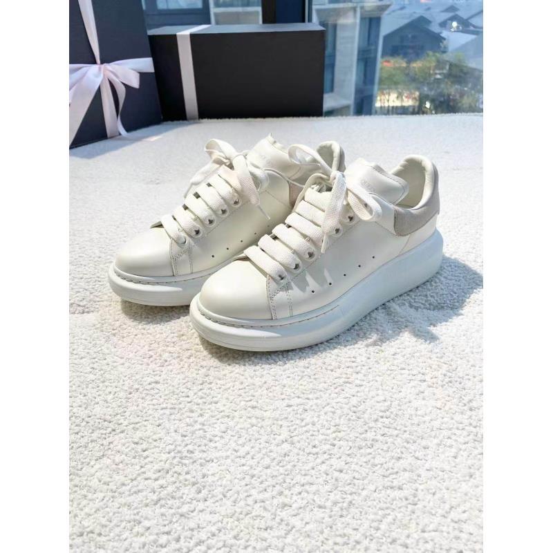 95新 Alexander McQueen/亚历山大·麦昆  zz445 粉尾小白鞋37码