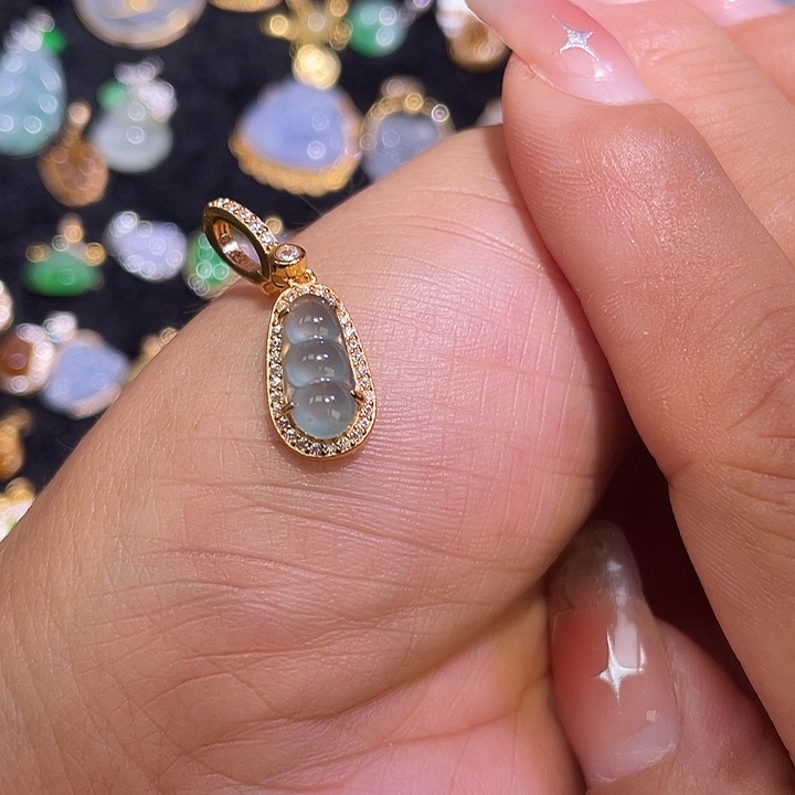 名***甜翡翠银S925镶嵌颈饰