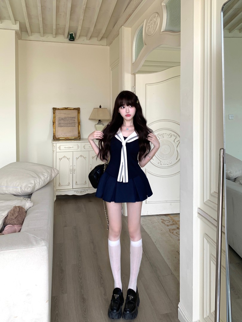 辣妹半身裙设计感两件套女气质海军领修身披肩短袖长袖藏青色短裙