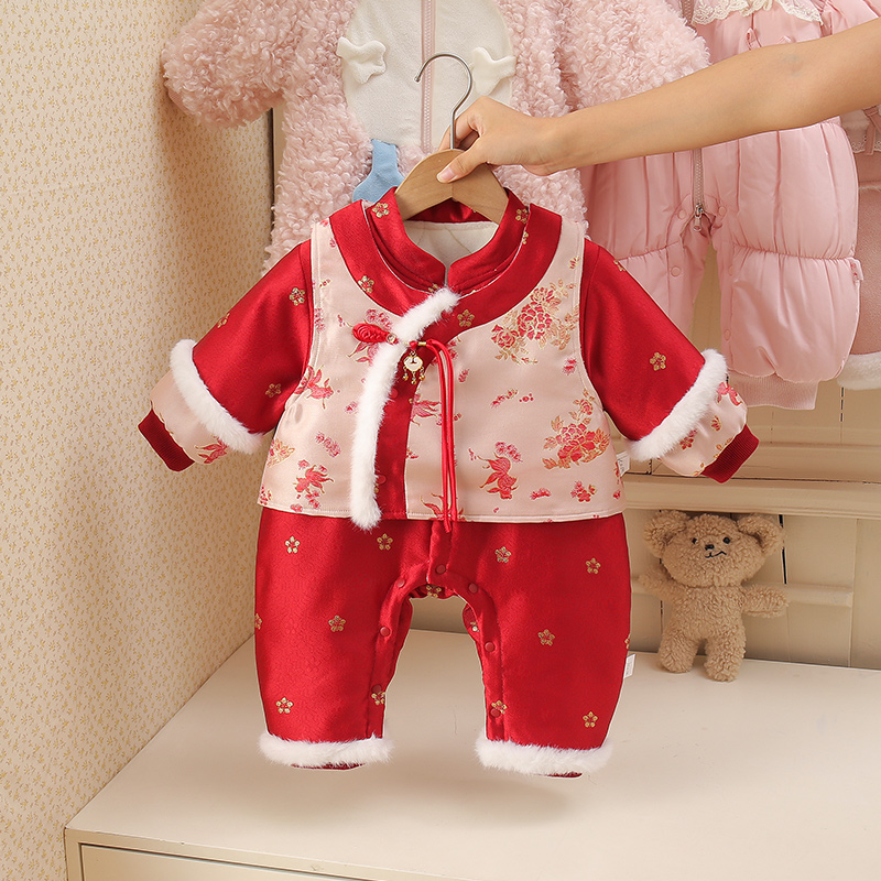 冬季长爬款哈衣中国风新年婴儿爬服婴儿拜年服百天女宝喜庆红色