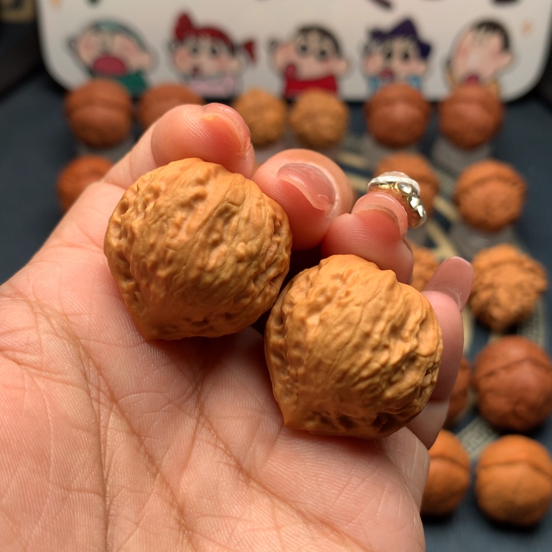 文玩核桃把件小桃心