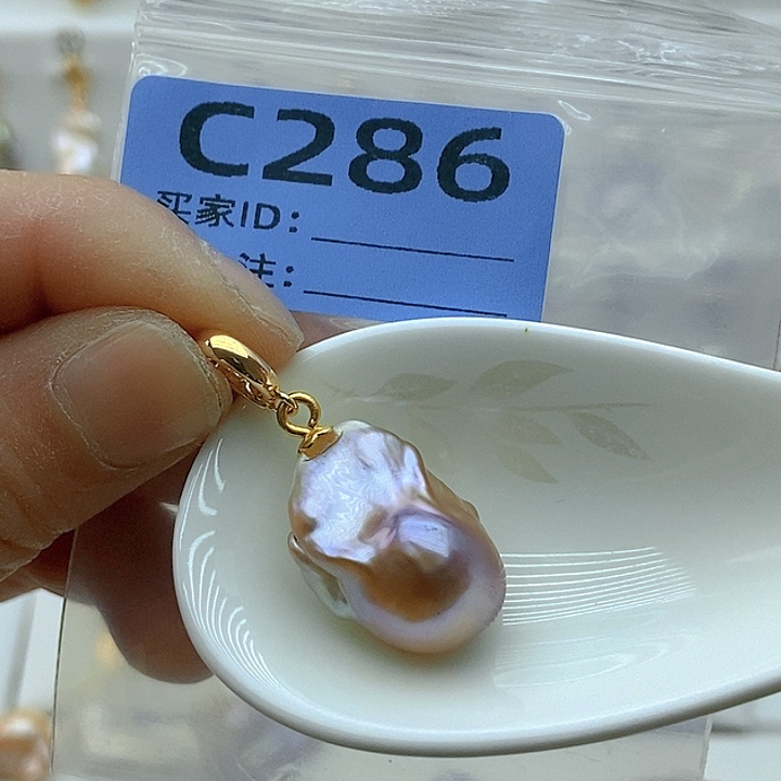 淡水珍珠颈饰未镶嵌