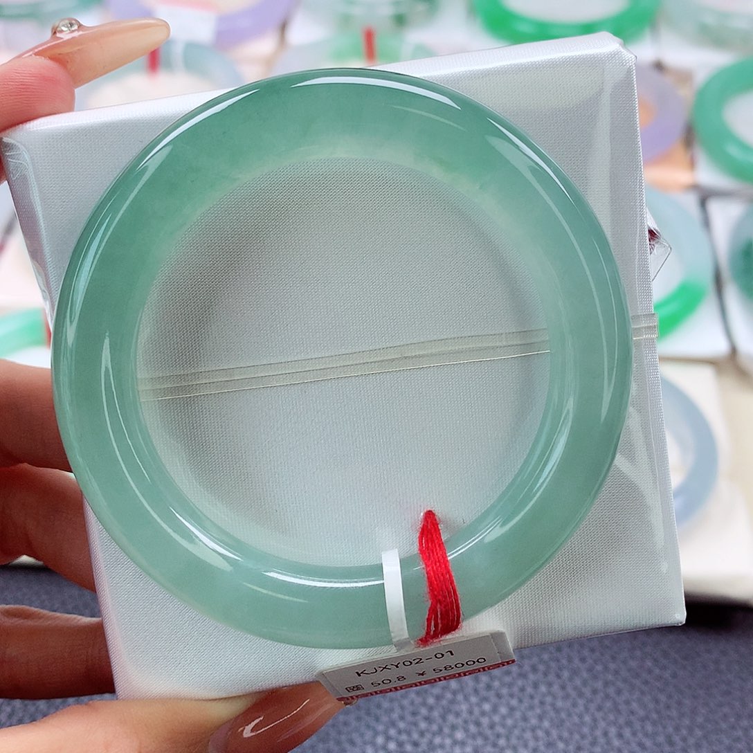 翡翠手镯未镶嵌49.50.51