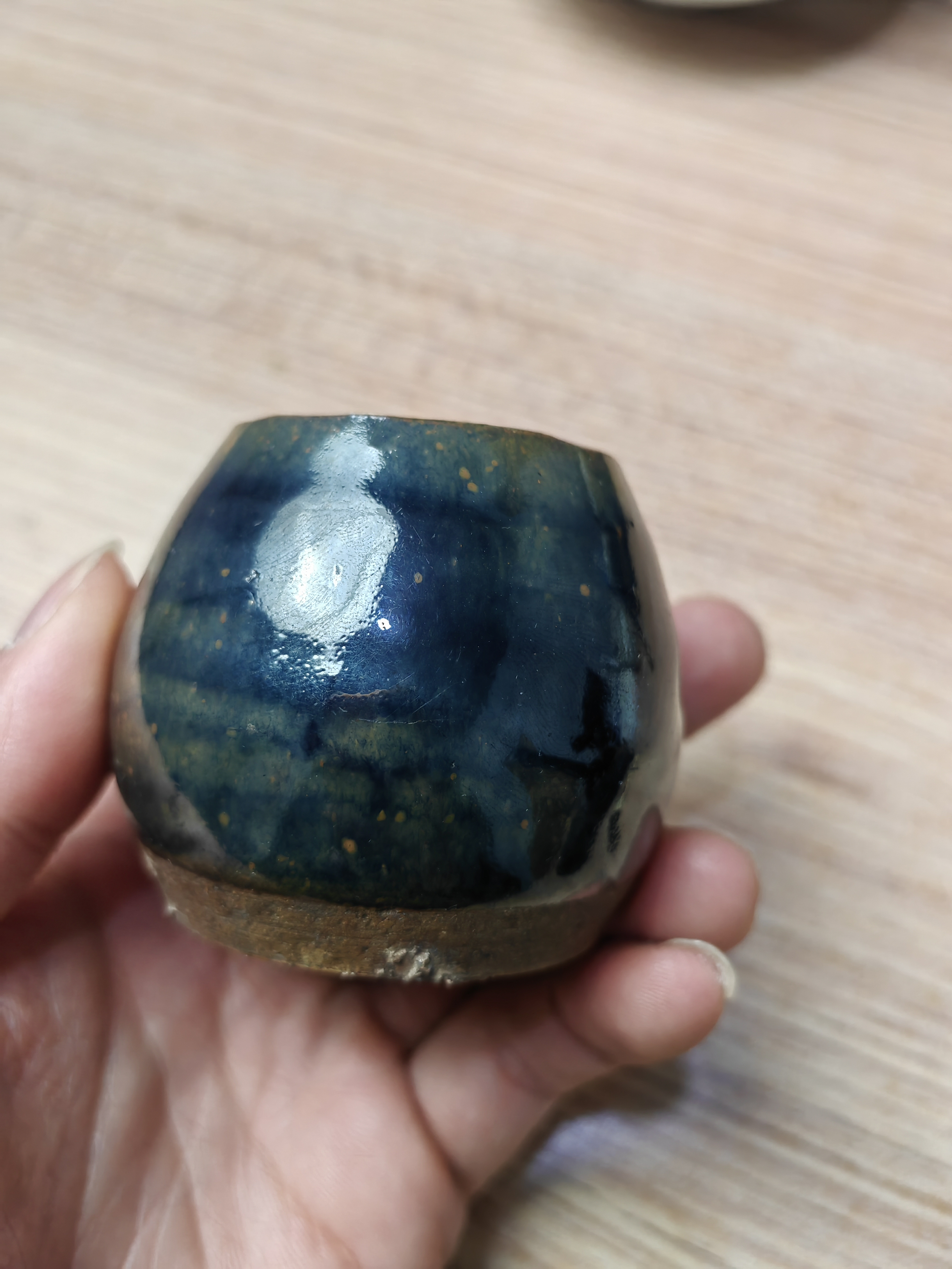 旧藏，茶叶末鸡心水盂