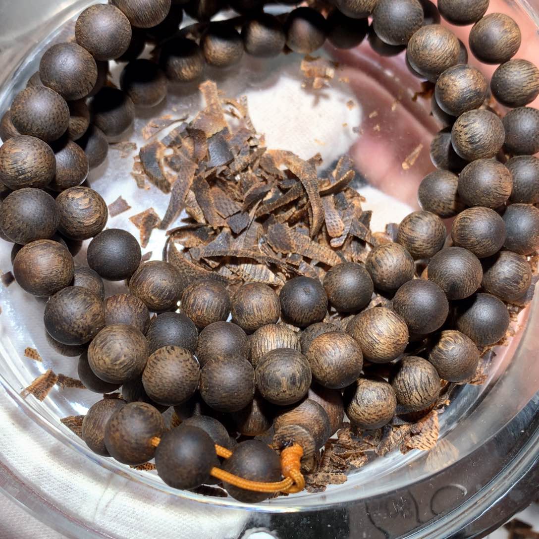 沉香手串信乌身圆叶0.8