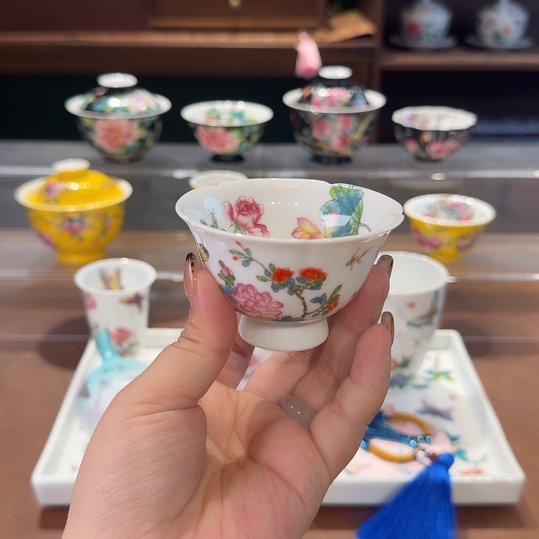 珐琅主人杯茶具的茶具