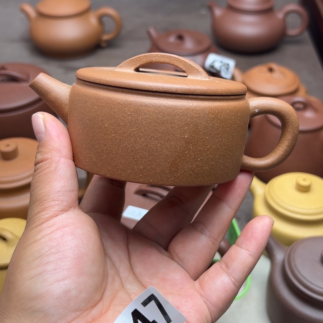 紫砂茶壶黄降坡半手工160cc左右瑕疵不挑