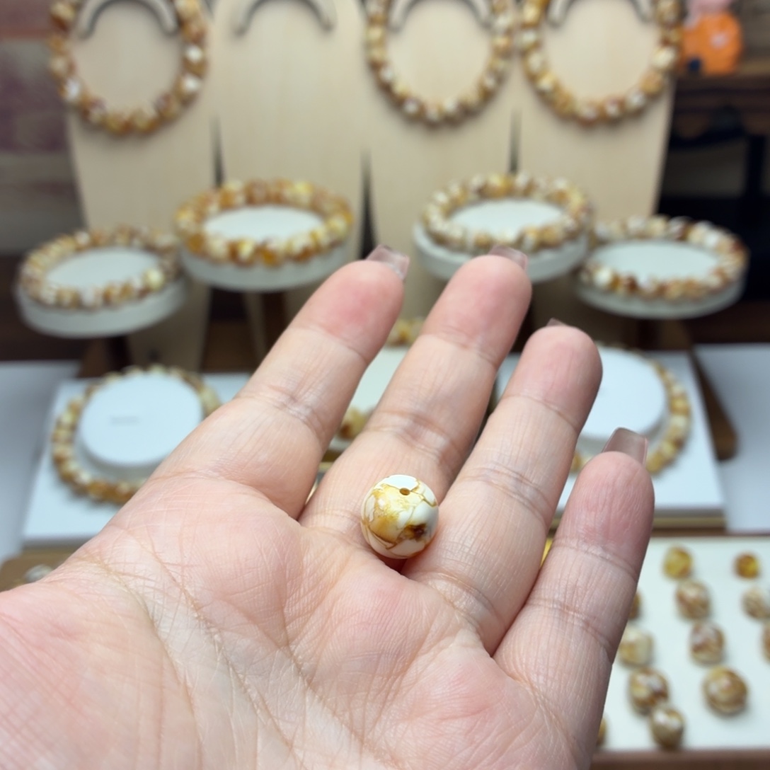 12沁色老型单珠1个