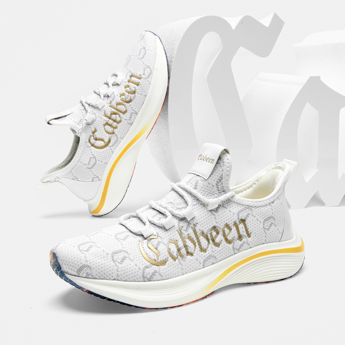 Cabbeen/卡宾男鞋夏季时尚透气运动鞋新款男士轻便网面休闲飞织鞋