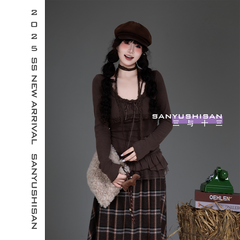 三与十三|心动降临|秋季新款纯欲甜辣短款网纱荷叶边蕾丝长袖T恤