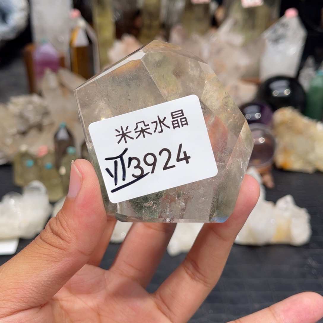 L***e水晶珠宝半成品未镶嵌水晶