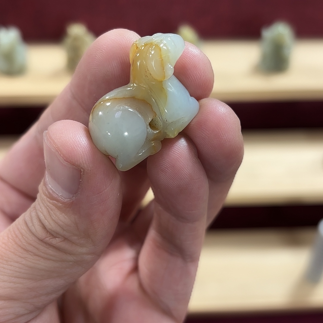 和田玉（糖玉）未镶嵌颈饰