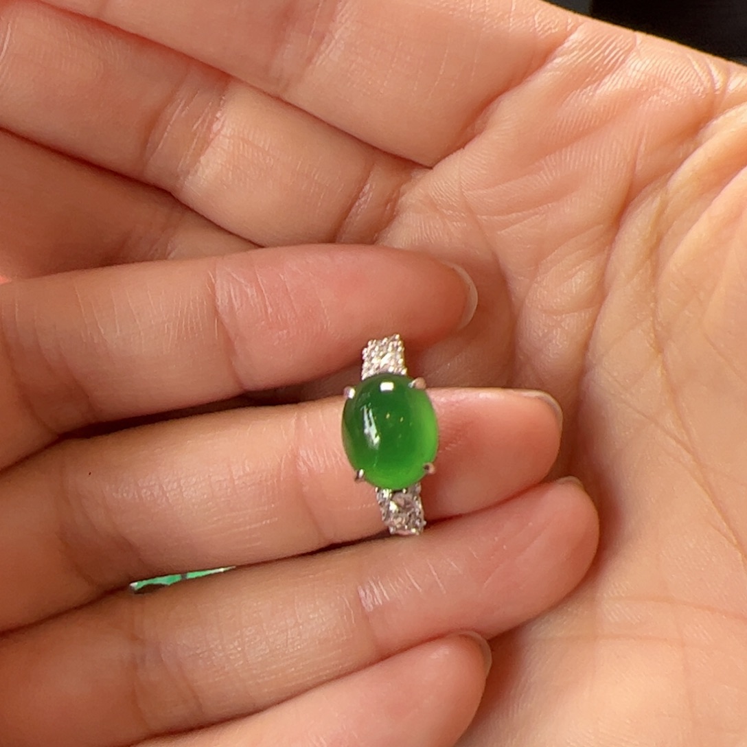 翡翠戒指18K金镶嵌旦面戒指