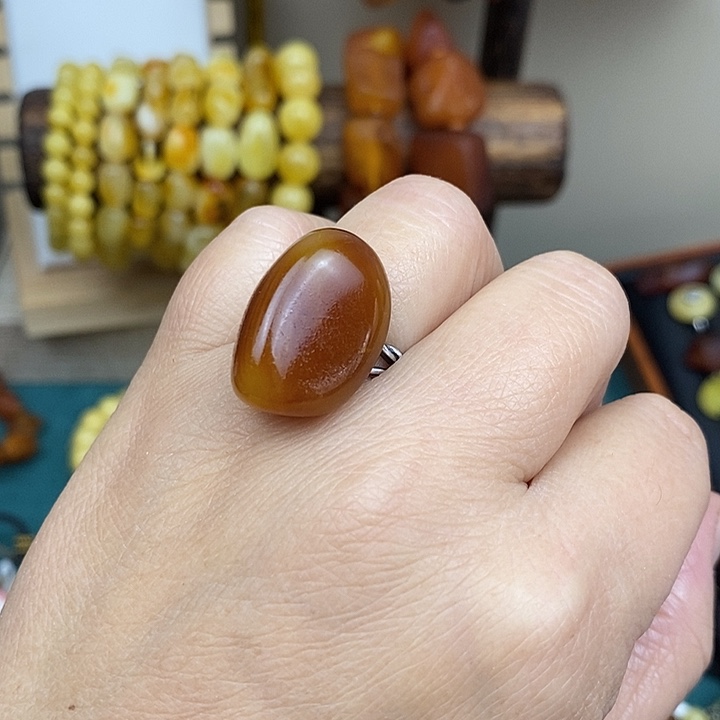 蜜蜡未镶嵌裸石戒指