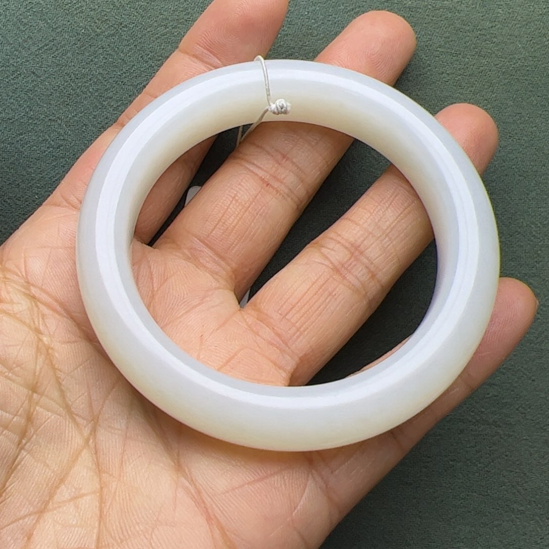 和田玉手镯未镶嵌用****9