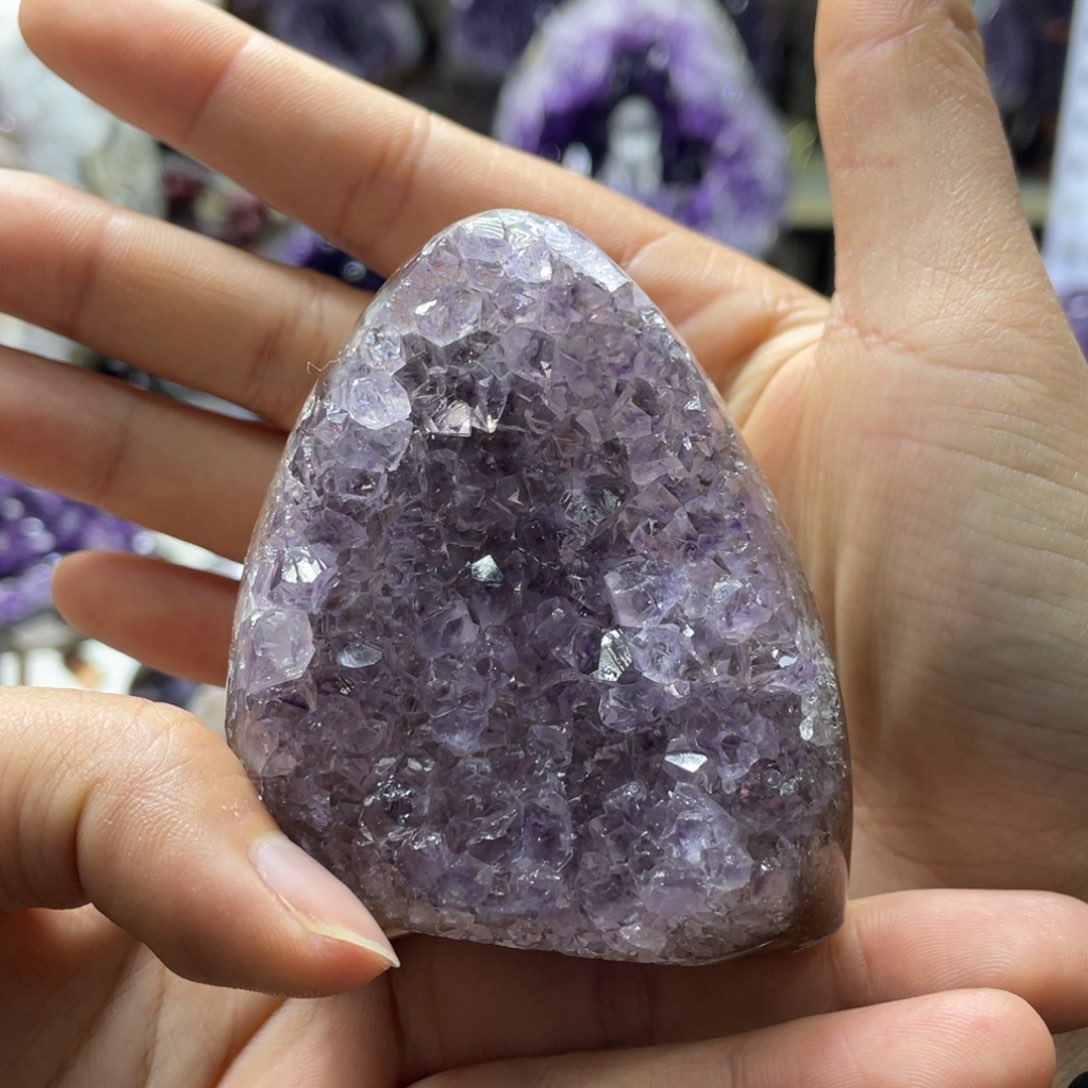 紫晶大型摆件（非配饰）未镶嵌