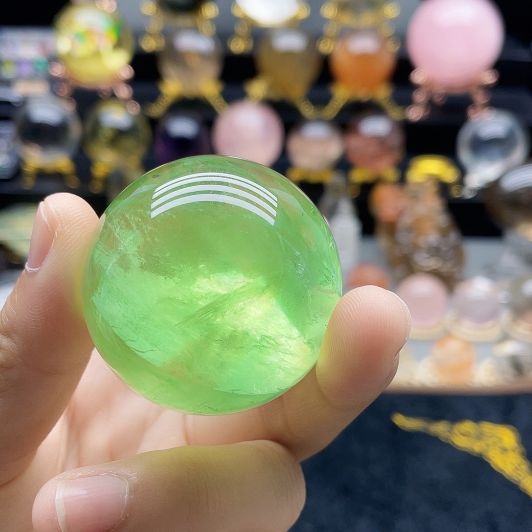 红***瑀未镶嵌珠宝半成品水晶
