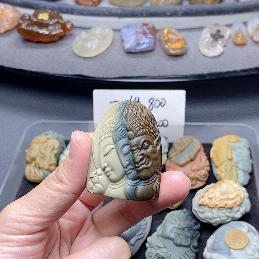 【闪购商品】定制石英质玉吊坠未镶嵌