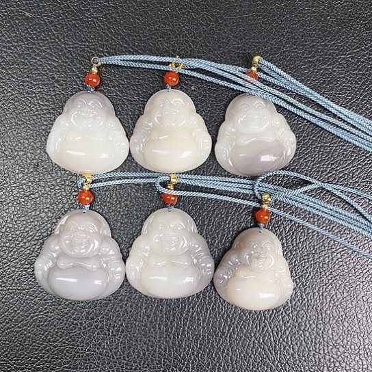 和田玉吊坠未镶嵌