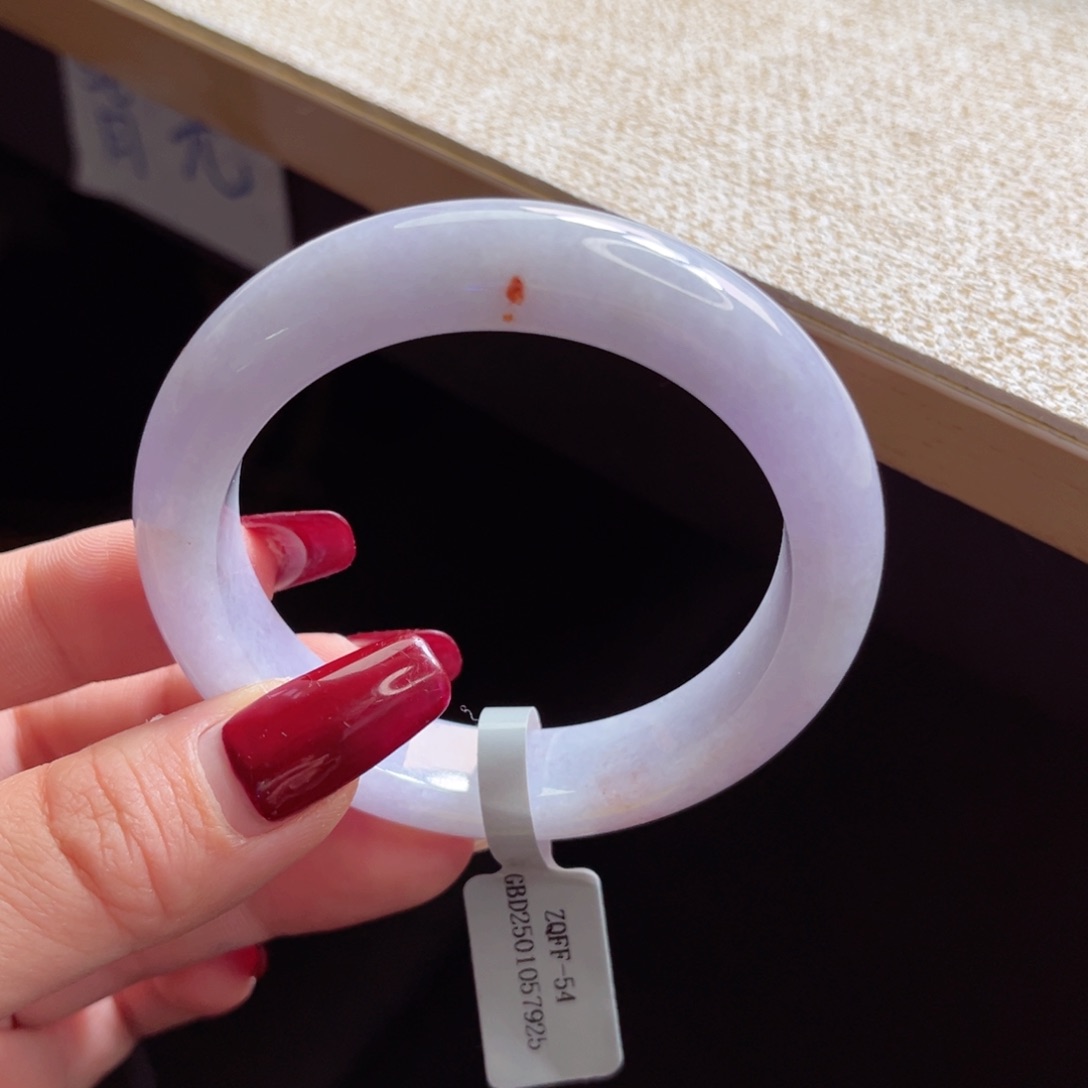 翡翠手镯未镶嵌手镯