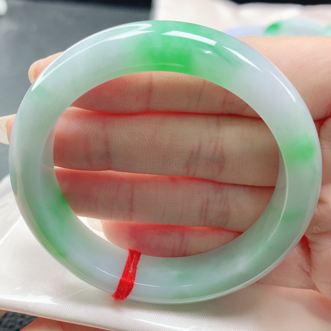 翡翠未镶嵌手镯缅甸54.2冰胶润飘阳绿正圈